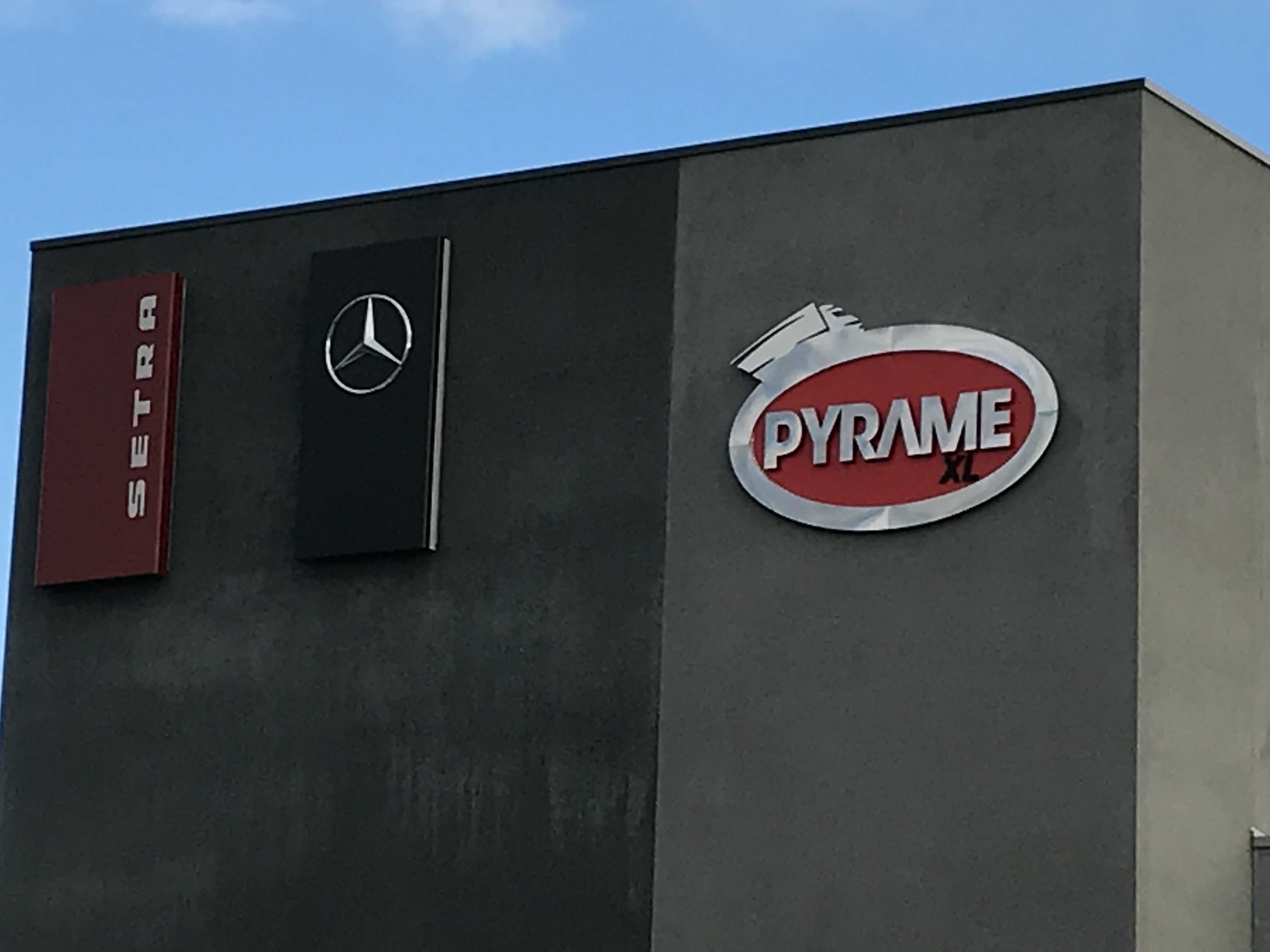 centre Mercedes Setra Omniplus Pyrame XL